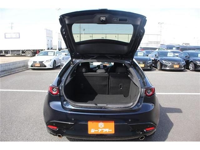 MAZDA 3 FASTBACK 2019 Image 31