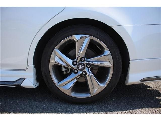 TOYOTA CROWN SEDAN HYBRID 2018 Image 31