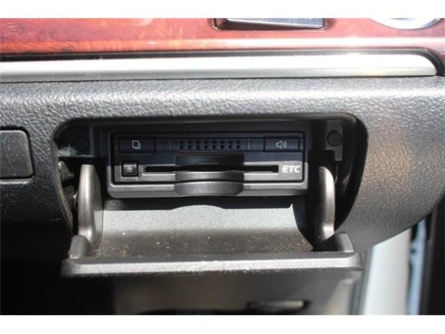 TOYOTA CROWN MAJESTA HYBRID 2013 Image 31