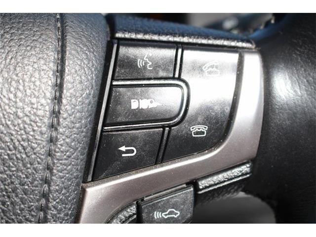 TOYOTA CROWN MAJESTA HYBRID 2013 Image 31