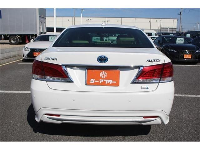 TOYOTA CROWN MAJESTA HYBRID 2013 Image 31
