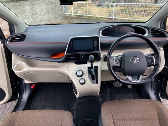TOYOTA SIENTA 2016 Image 31