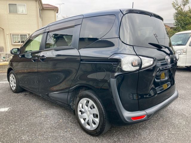 TOYOTA SIENTA 2016 Image 31