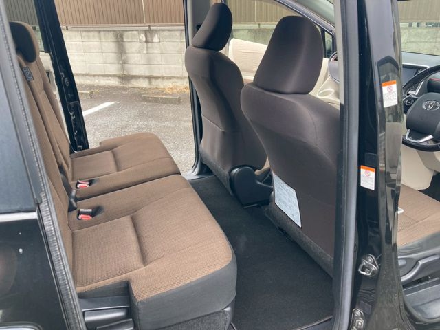 TOYOTA SIENTA 2016 Image 31