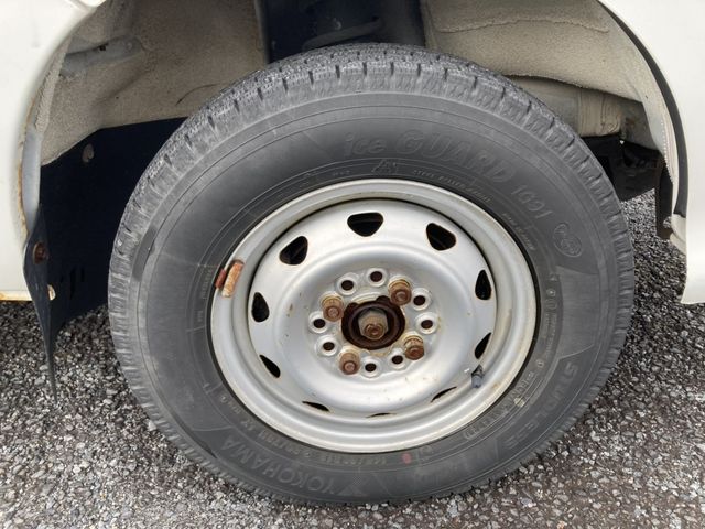 DAIHATSU HIJET TRUCK 4WD 2011 Image 31