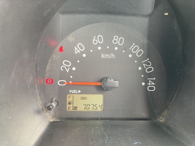 DAIHATSU HIJET TRUCK 4WD 2011 Image 31