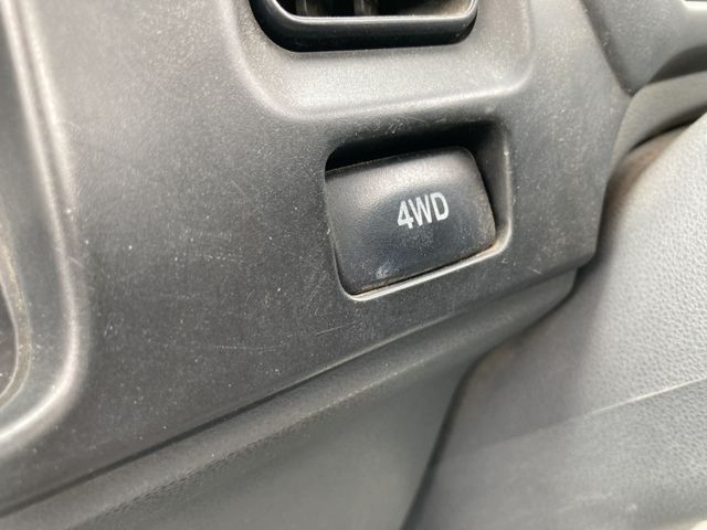 DAIHATSU HIJET TRUCK 4WD 2011 Image 31