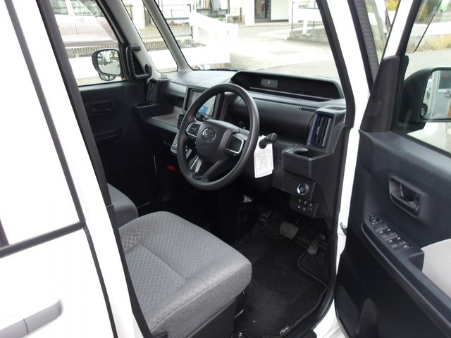 DAIHATSU TANTO 2024 Image 31