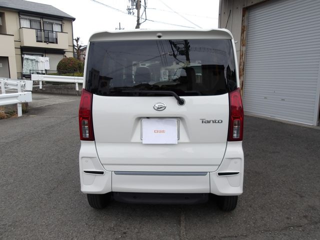 DAIHATSU TANTO 2024 Image 31