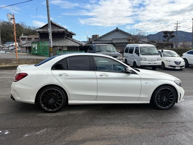 MERCEDES BENZ MERCEDES AMG C CLASS 2019 Image 31