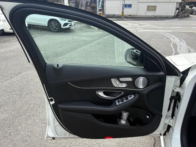 MERCEDES BENZ MERCEDES AMG C CLASS 2019 Image 31