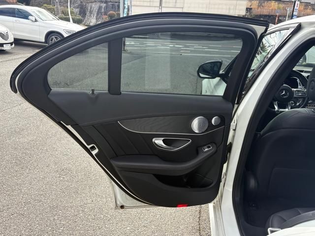 MERCEDES BENZ MERCEDES AMG C CLASS 2019 Image 31