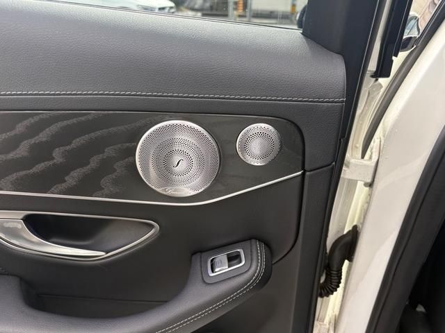 MERCEDES BENZ MERCEDES AMG C CLASS 2019 Image 31