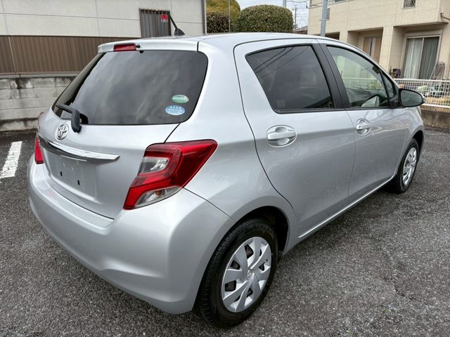 TOYOTA VITZ 2015 Image 31