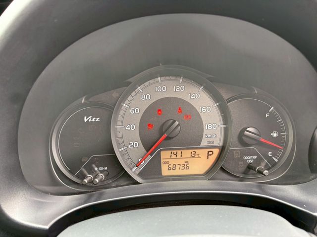 TOYOTA VITZ 2015 Image 31