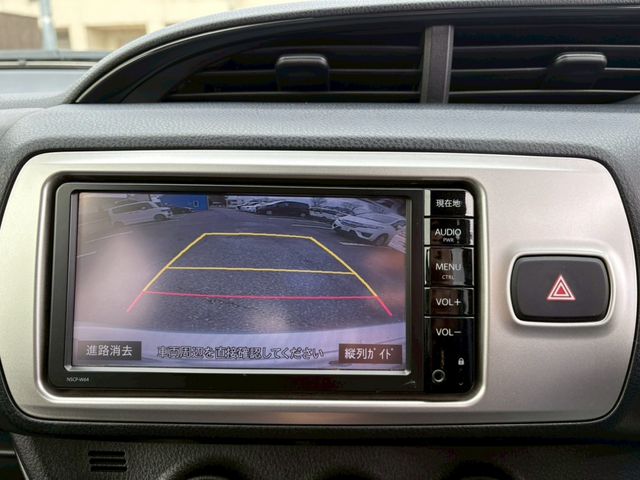 TOYOTA VITZ 2015 Image 31