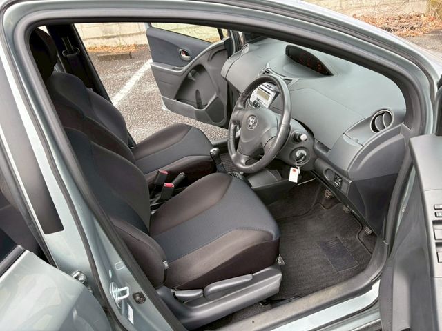 TOYOTA VITZ 2009 Image 31