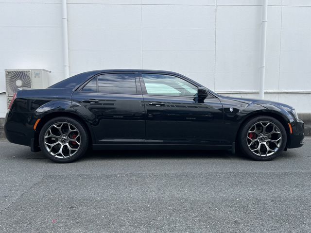 CHRYSLER 300 2015 Image 31