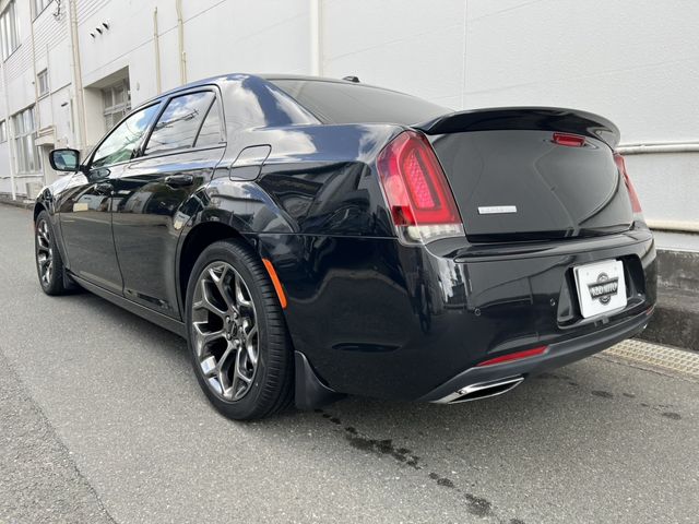 CHRYSLER 300 2015 Image 31