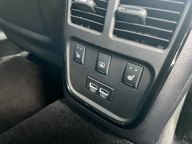 CHRYSLER 300 2015 Image 31