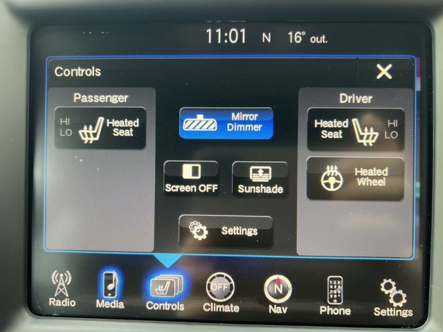 CHRYSLER 300 2015 Image 31