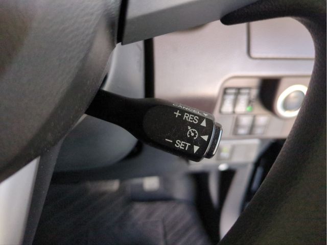 TOYOTA TANK 2018 Image 31