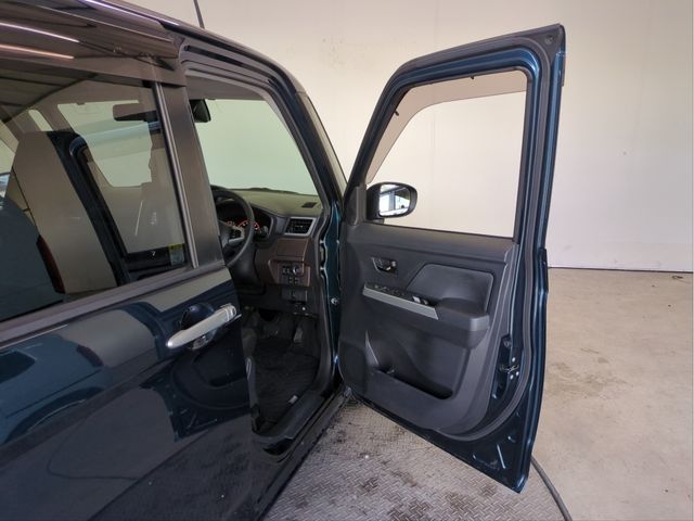 TOYOTA TANK 2018 Image 31