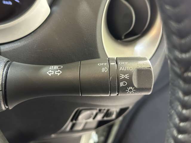 NISSAN JUKE 2012 Image 31