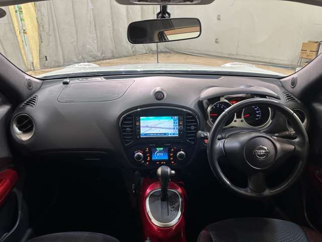 NISSAN JUKE 2012 Image 31