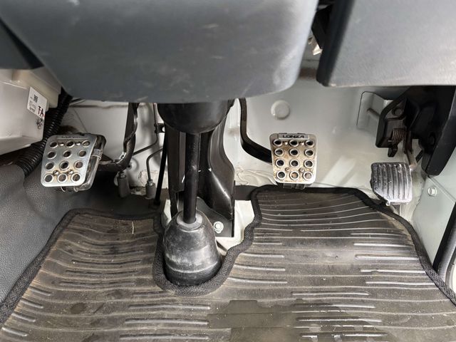 DAIHATSU HIJET TRUCK 4WD 2008 Image 31