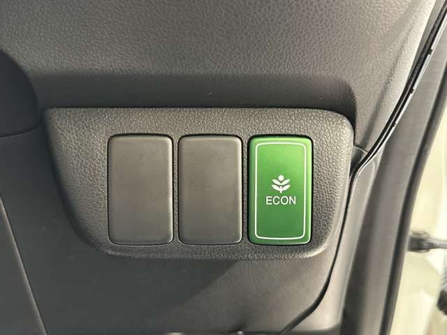 HONDA FIT HYBRID 2010 Image 31