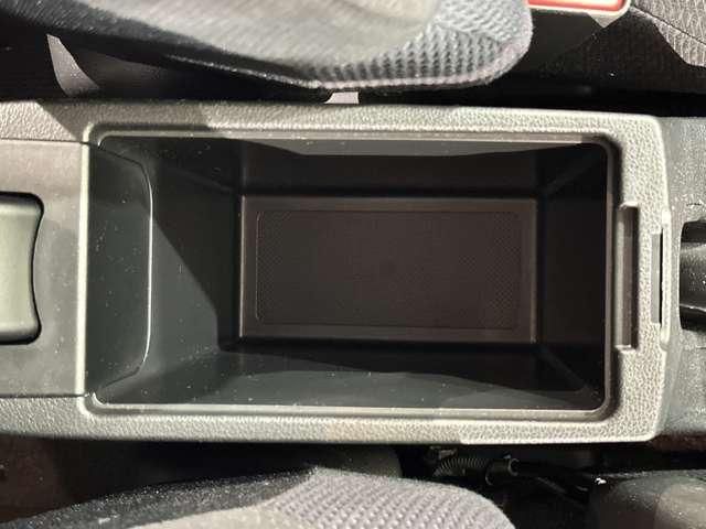 HONDA FIT HYBRID 2010 Image 31