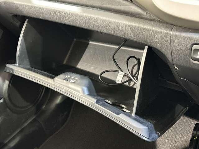 HONDA FIT HYBRID 2010 Image 31