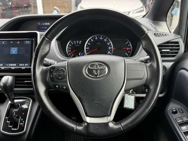 TOYOTA NOAH 4WD 2016 Image 31