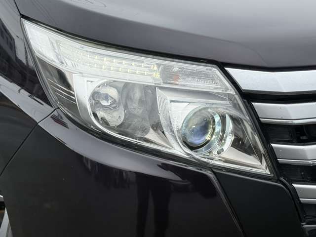 TOYOTA NOAH 4WD 2016 Image 31