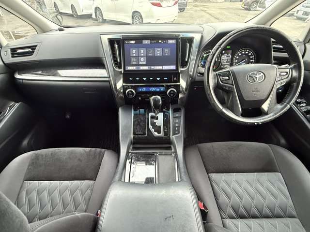 TOYOTA ALPHARD HYBRID 4WD 2019 Image 31
