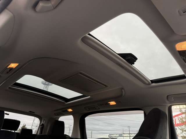 TOYOTA ALPHARD HYBRID 4WD 2019 Image 31