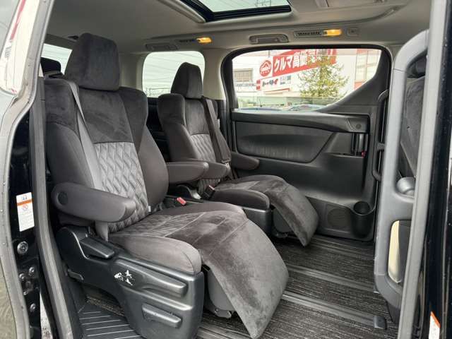 TOYOTA ALPHARD HYBRID 4WD 2019 Image 31