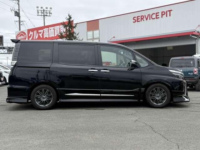 TOYOTA VOXY 2019 Image 31