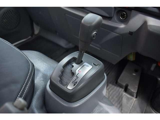 ISUZU ELF 2016 Image 31