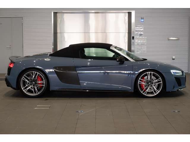 AUDI R8 SPYDER 2021 Image 31