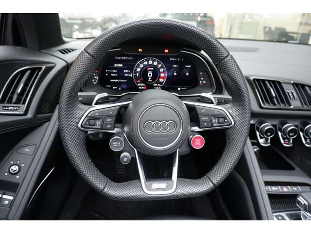 AUDI R8 SPYDER 2021 Image 31