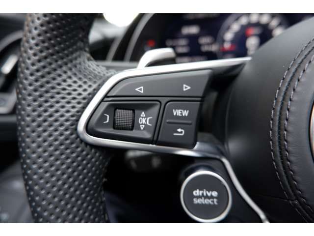 AUDI R8 SPYDER 2021 Image 31