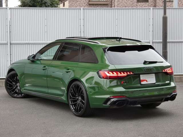 AUDI RS4 AVANT 2021 Image 31