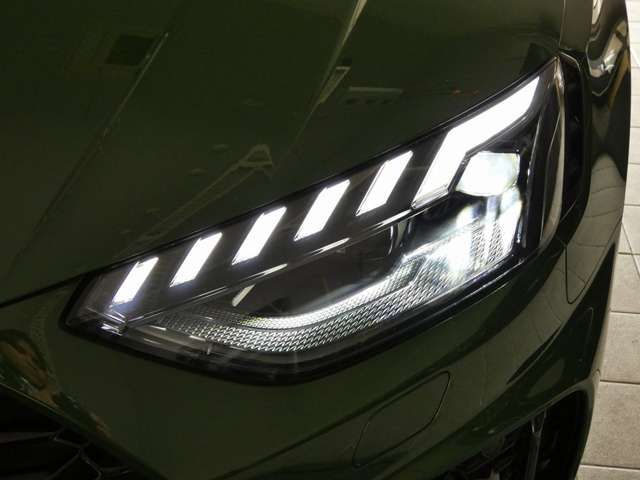 AUDI RS4 AVANT 2021 Image 31