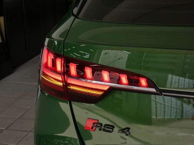 AUDI RS4 AVANT 2021 Image 31