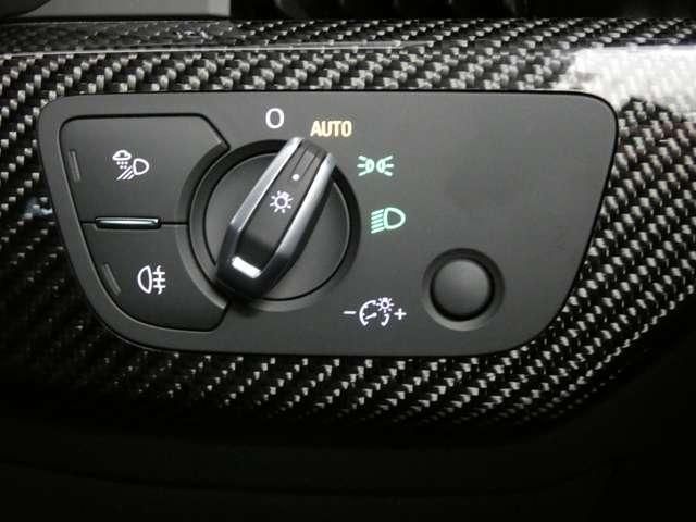 AUDI RS4 AVANT 2021 Image 31