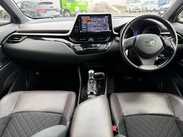 TOYOTA C-HR 4WD 2017 Image 31