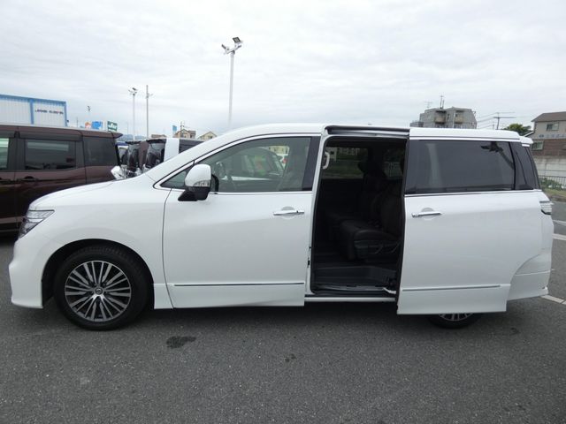 NISSAN ELGRAND 2021 Image 31