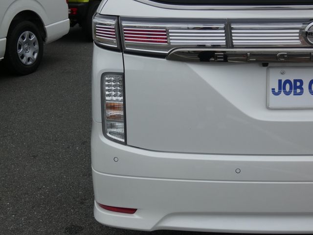 NISSAN ELGRAND 2021 Image 31